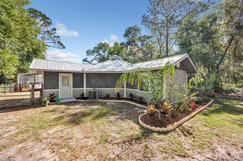 Photo 27 of 185 Violet Cir, Interlachen, FL 32148, photographed by Megapixeler