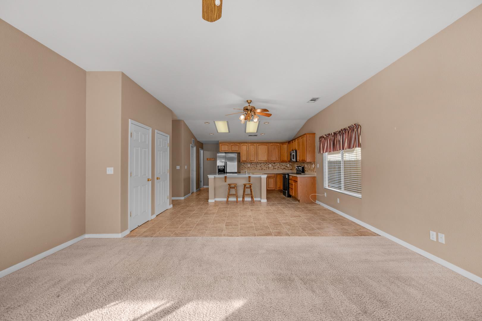 1947 W Hampton Dr, photo 26
