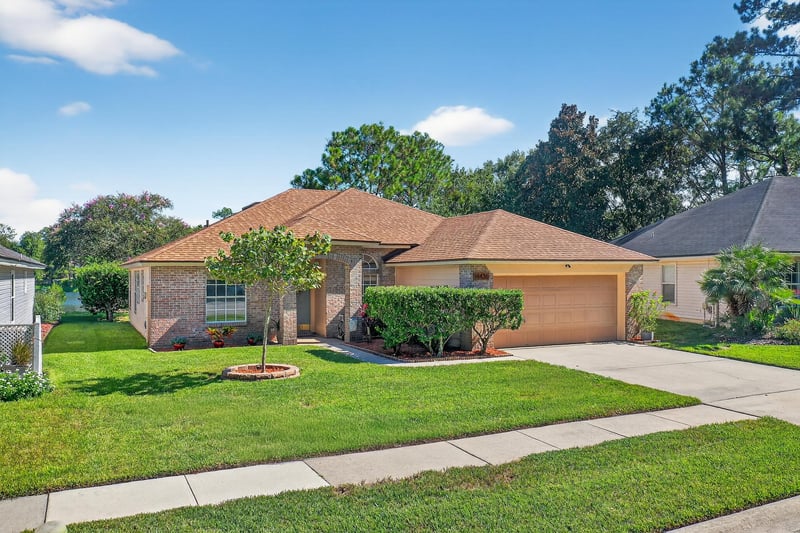 Photo 11 of 14436 Basilham Ln, Jacksonville, FL 32258, photographed by Megapixeler