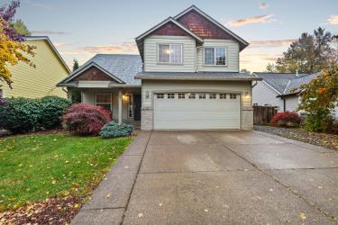 229 SW Newton Dr