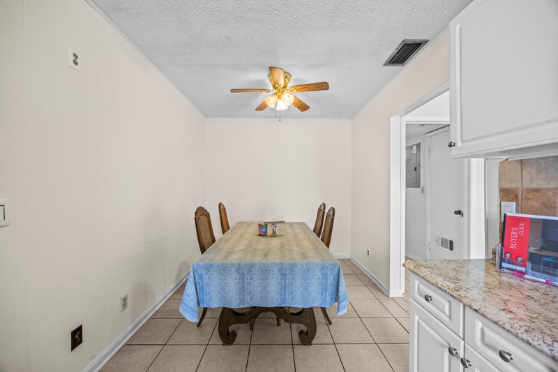 Photo 13 of 10431 Ebbitt Rd, Jacksonville, FL 32246, photographed by Megapixeler