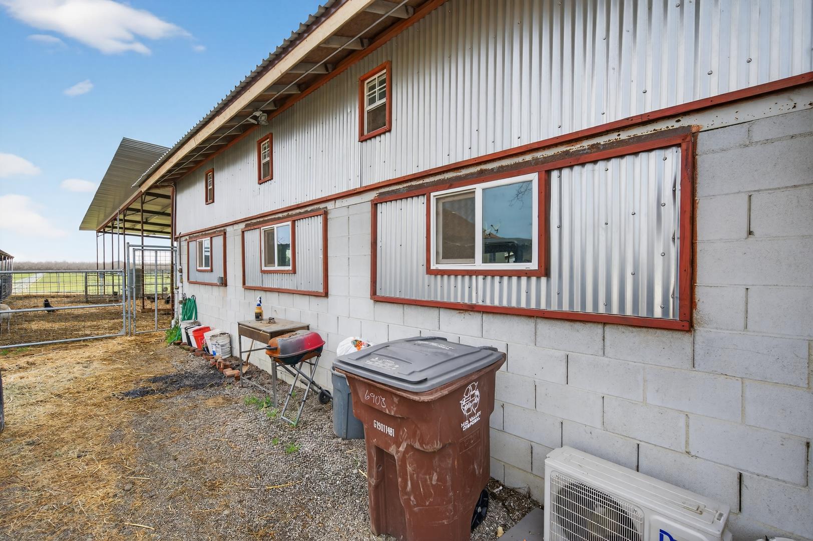 6873 20th Ave, photo 59