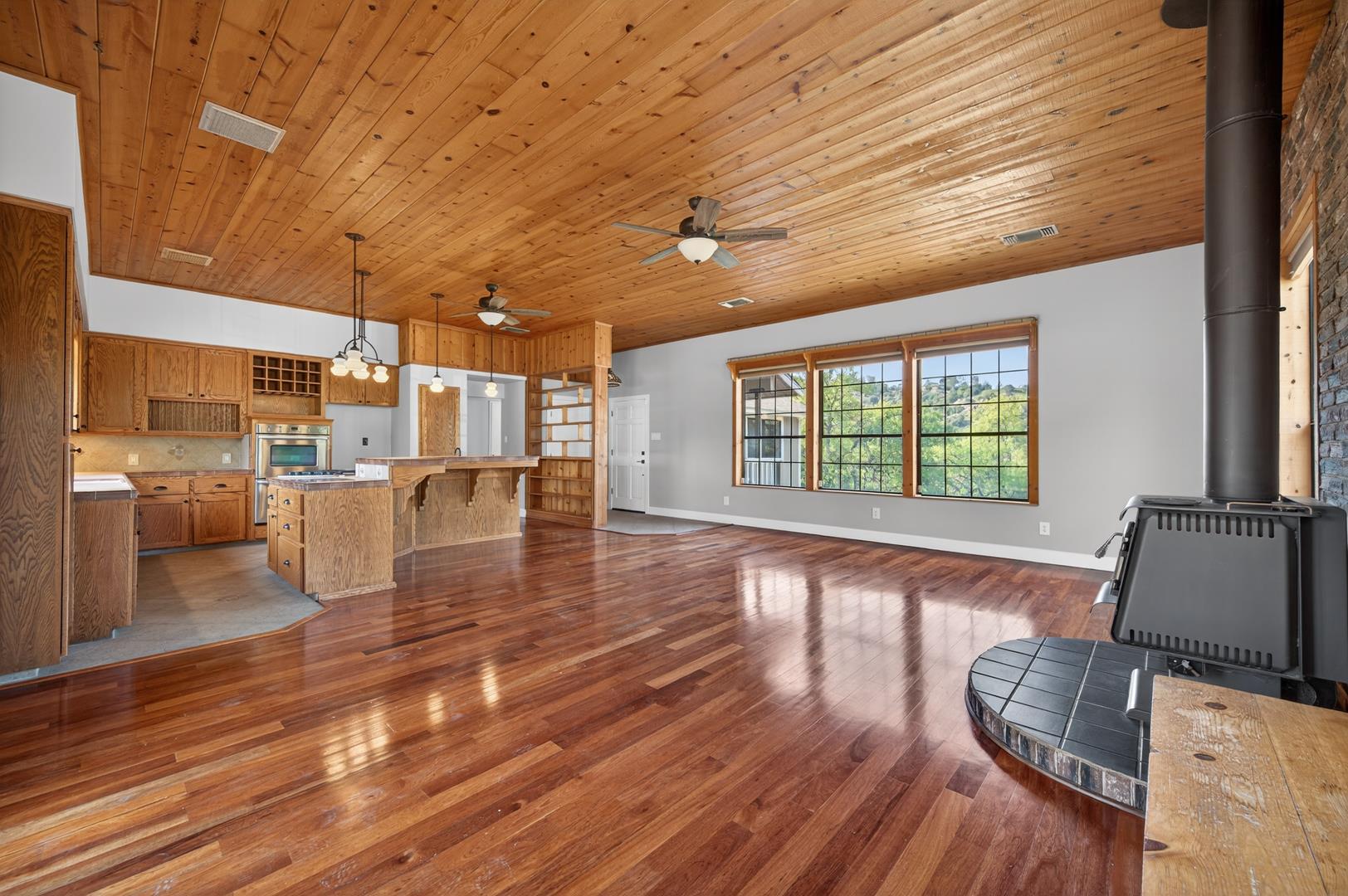 30919 Auberry Rd, photo 44
