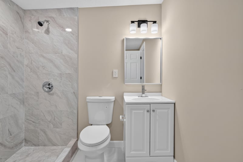 Bathroom vanity and toilet, photographed by Megapixeler on Susie St, Jacksonville
