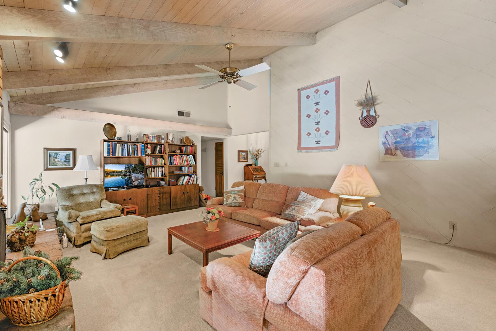 355 E Everglade Ave, photo 22
