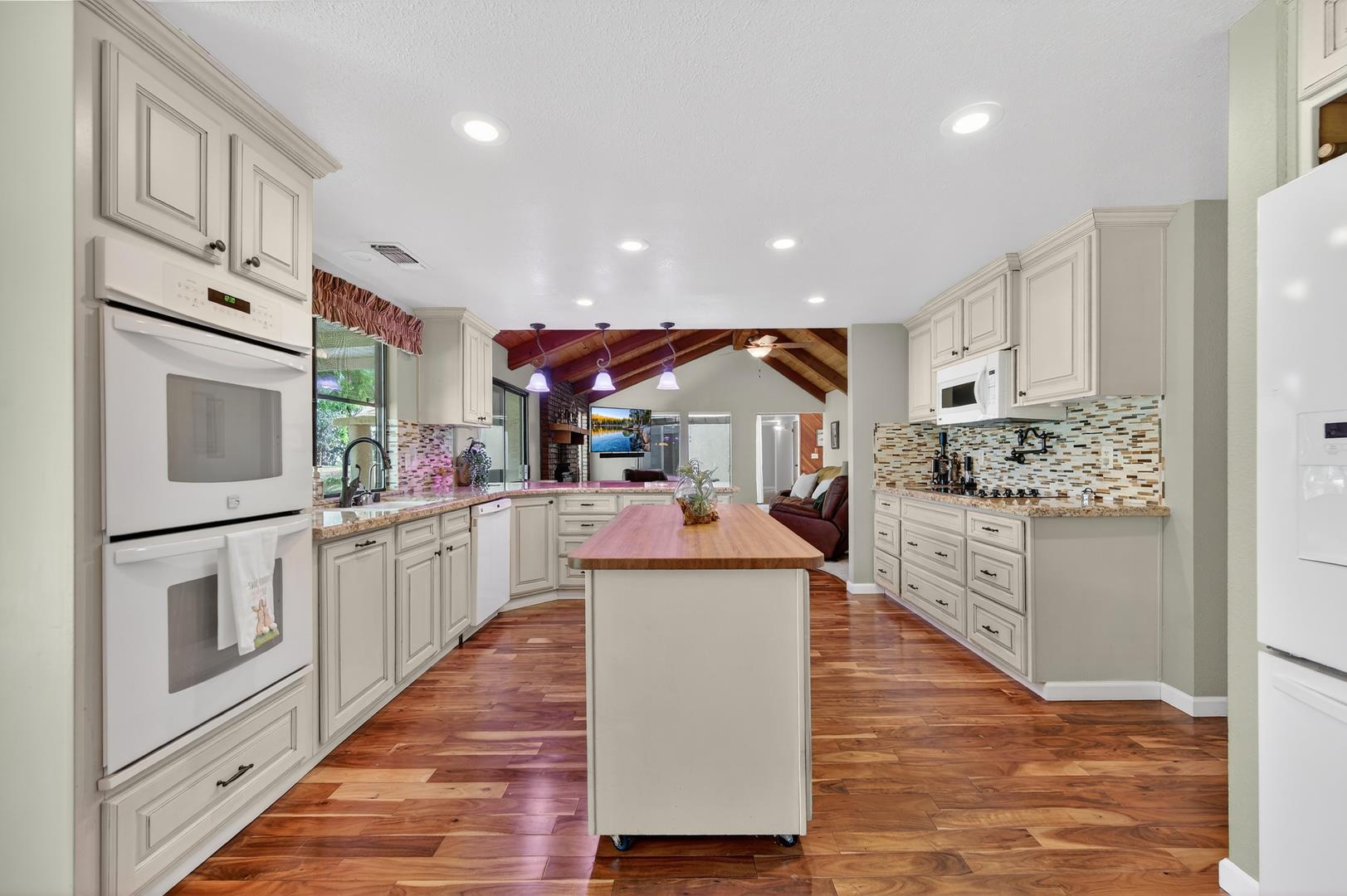11640 E Sierra Ave, photo 88