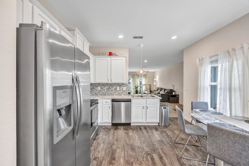 Photo 16 of 8115 Echo Springs Rd, Jacksonville, FL 32256, photographed by Megapixeler