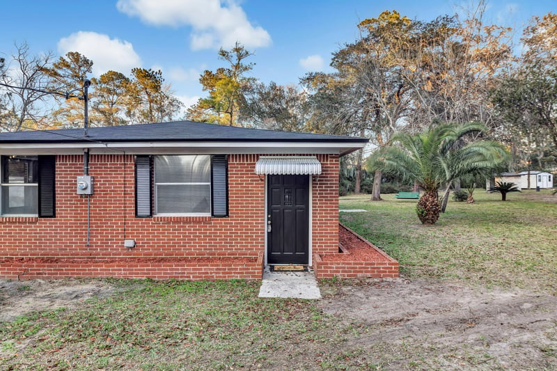 Photo 2 of 32 Neighbors Cove Rd unit b, Orange Park, FL 32065, photographed by Megapixeler