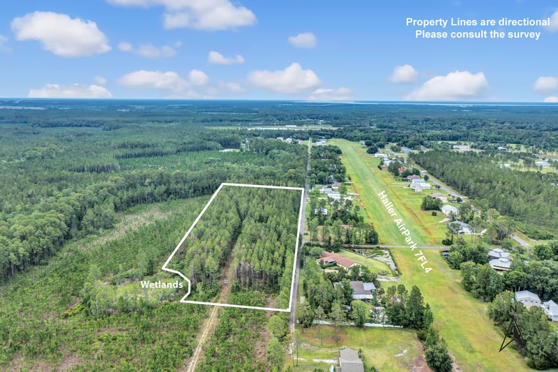Photo 10 of 5363 Airpark Loop W, Green Cove Springs, FL 32043, photographed by Megapixeler