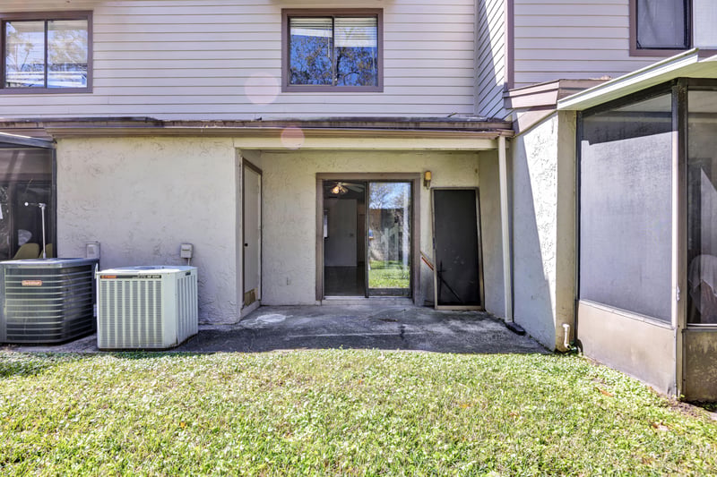 Photo 35 of 8300 Plaza Gate Ln unit 1062, Jacksonville, FL 32217, photographed by Megapixeler