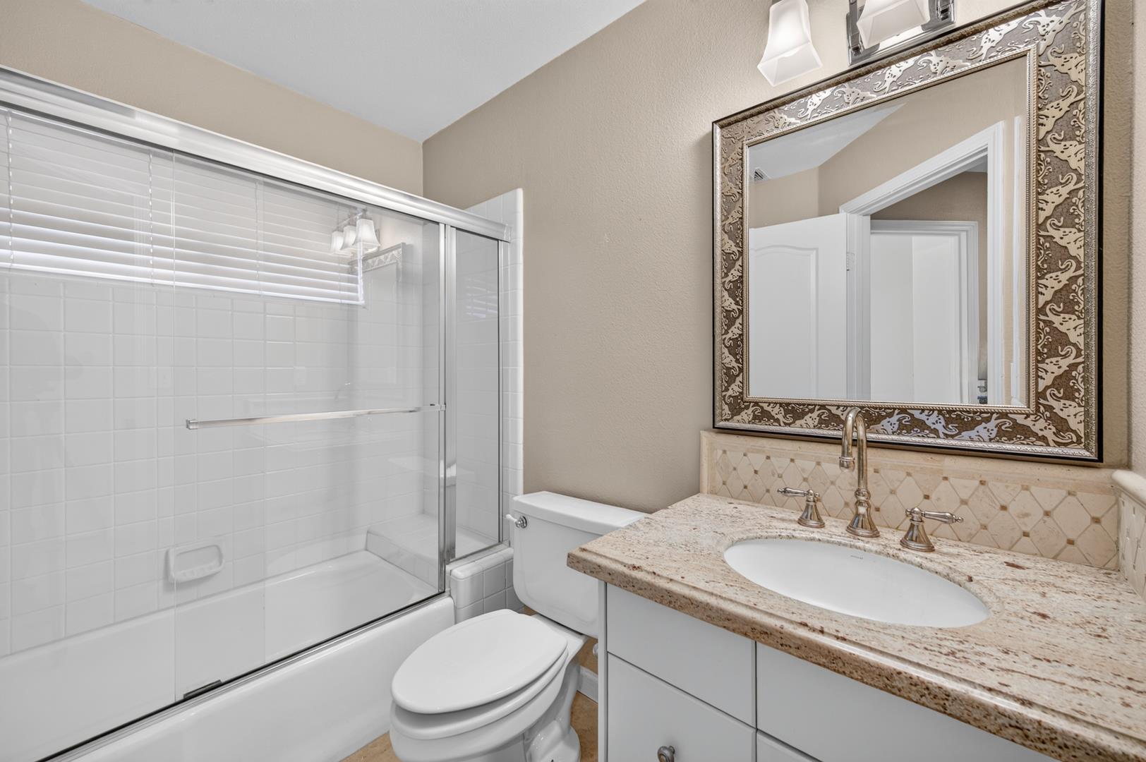 1327 E La France Dr, photo 37