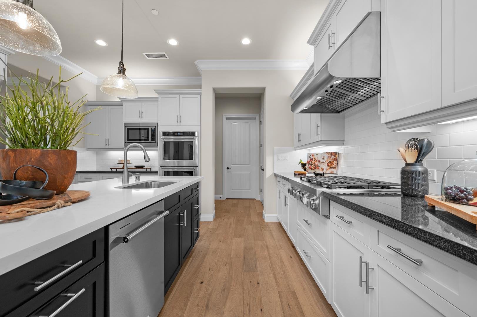 2345 Sample Ave, photo 27