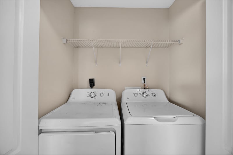 Laundry at 12296 Coconut Grove Ct, Jacksonville, FL 32218