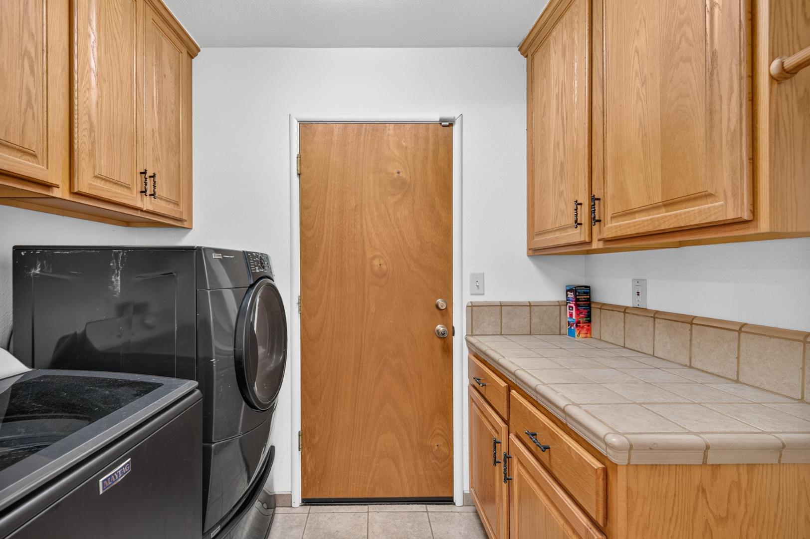 749 W Escalon Ave, photo 29