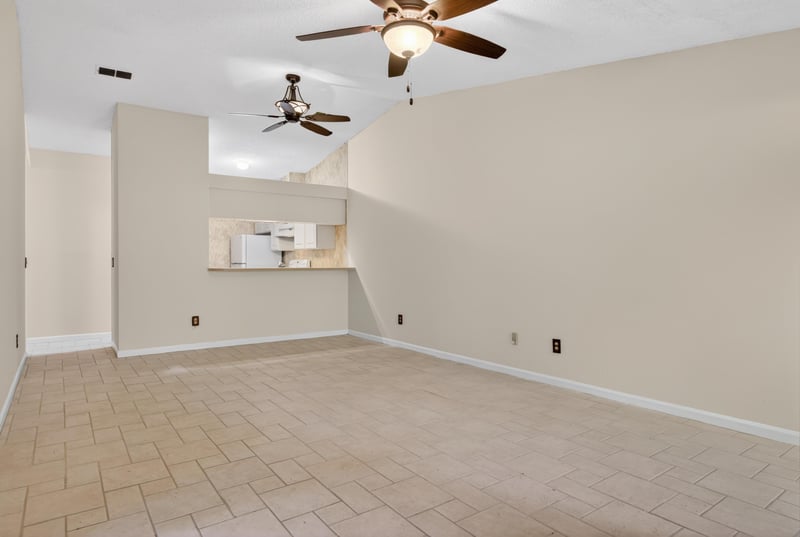 Photo 9 of 3801 Crown Point Rd unit 1294, Jacksonville, FL 32257, photographed by Megapixeler