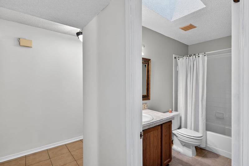 Photo 28 of 603 Benjamin Harrison St, Orange Park, FL 32073, photographed by Megapixeler