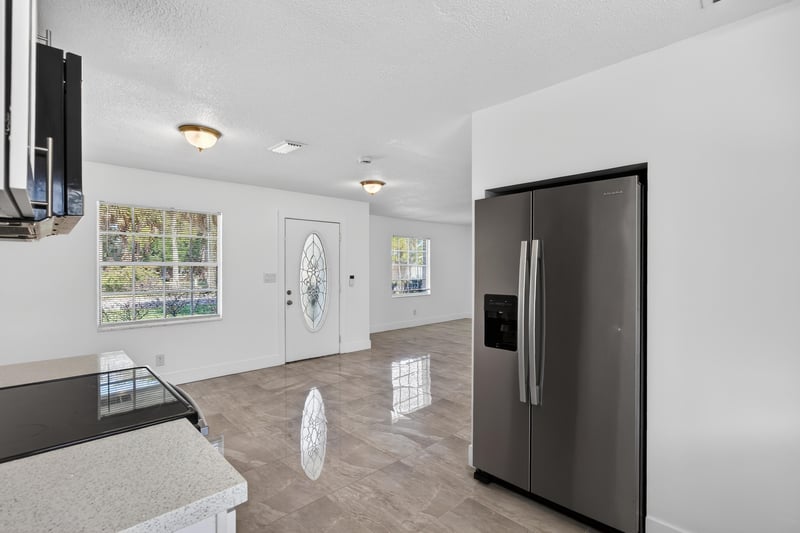 Photo 11 of 217 Carver St W, St. Augustine, FL 32080, photographed by Megapixeler