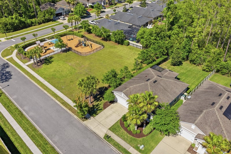 Photo 3 of 209 Willow Ridge Dr, Jacksonville, FL 32081, photographed by Megapixeler