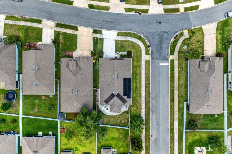 Aerial view of the street and surrounding rooftops in Jacksonville, FL