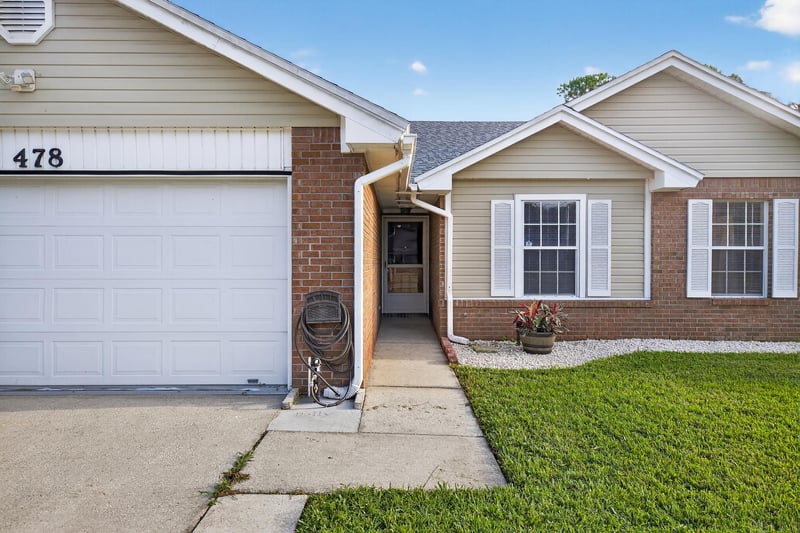 Photo 6 of 478 Shamrock Ave S, Jacksonville, FL 32218, photographed by Megapixeler
