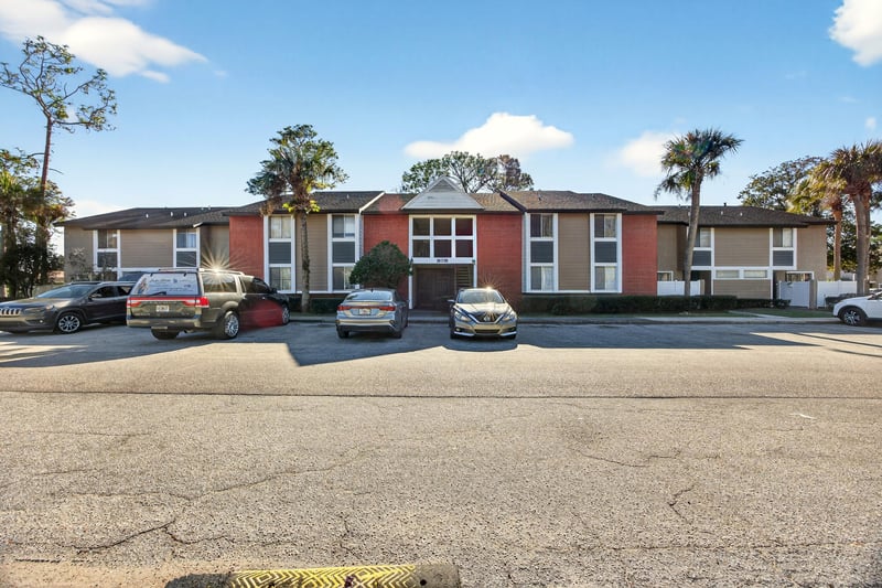 Photo 1 of 8880 Old Kings Rd S apt 2, Jacksonville, FL 32257, photographed by Megapixeler