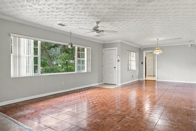 Photo 16 of 6871 Hyde Grove Ave, Jacksonville, FL 32210, photographed by Megapixeler