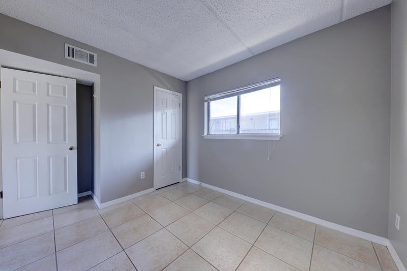 Bedroom 2 at 400 1st St S unit f unit f, Jacksonville Beach, FL 32250