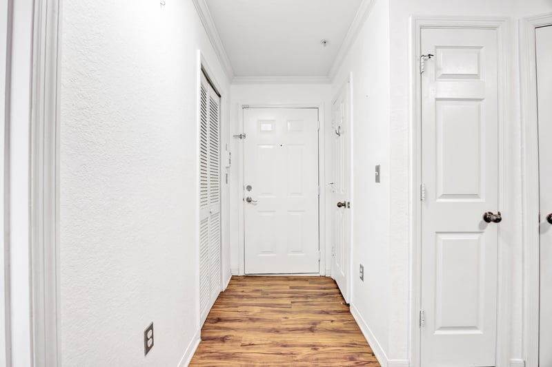 Photo 6 of 7800 Point Meadows Dr unit 1033, Jacksonville, FL 32256, photographed by Megapixeler