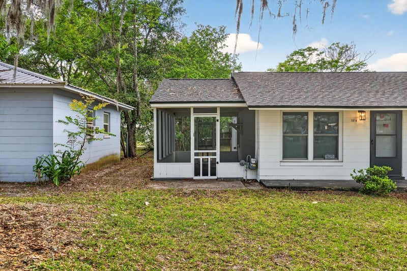 Photo 5 of 1814 Locust Ave, Palatka, FL 32177, photographed by Megapixeler