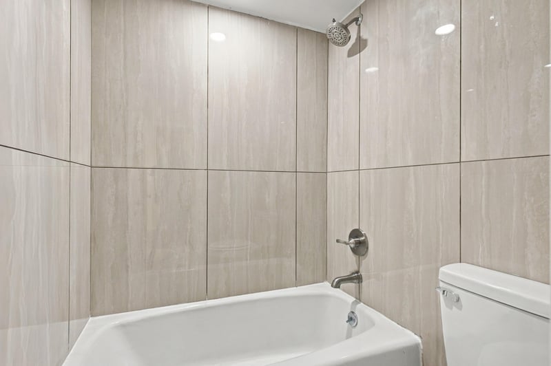 Soaking tub with tile surround at 7703 Las Palmas Way