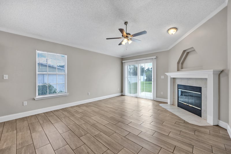 Photo 11 of 590 Timber Trace Ct, Orange Park, FL 32073, photographed by Megapixeler