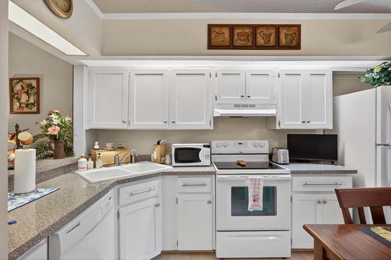 Photo 7 of 11095 Wandering Oaks Dr, Jacksonville, FL 32257, photographed by Megapixeler