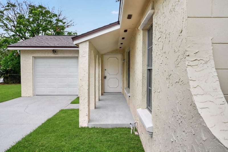 Photo 4 of 8046 Triumph Ln S, Jacksonville, FL 32244, photographed by Megapixeler