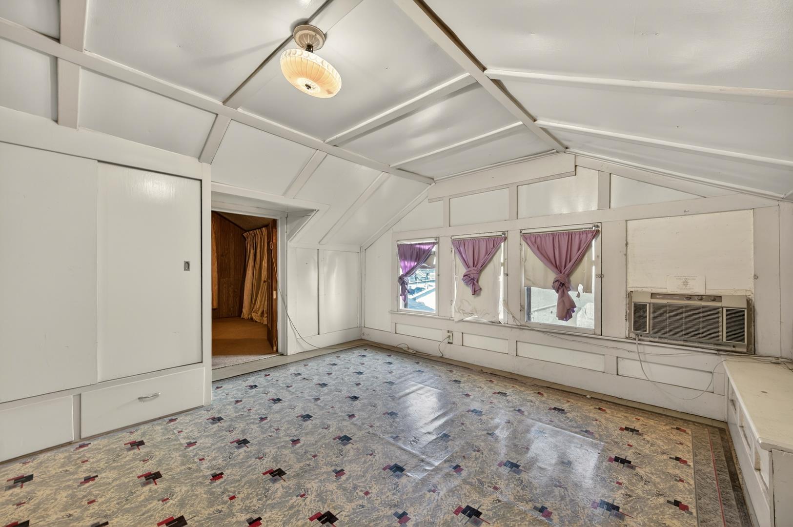 435 N Alta Ave, photo 62