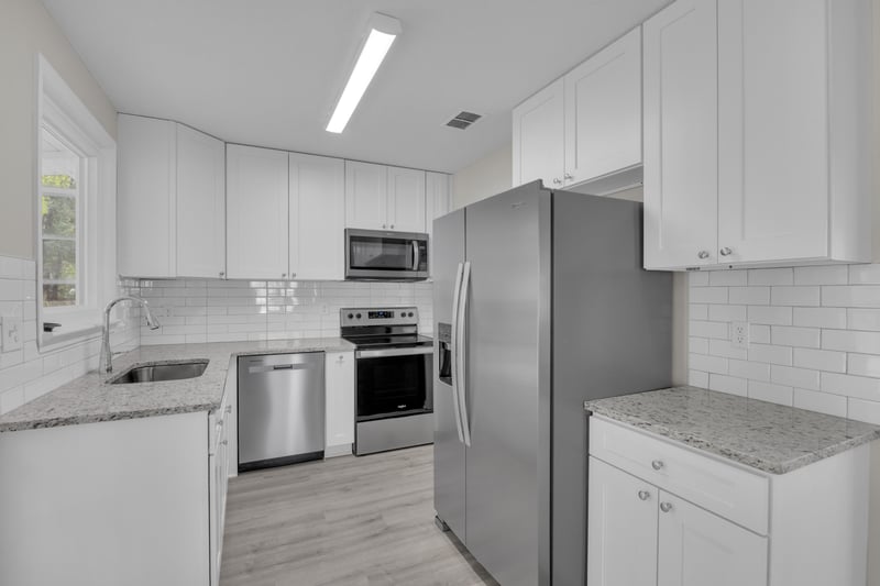 Photo 8 of 1641 Charon Rd, Jacksonville, FL 32205, photographed by Megapixeler