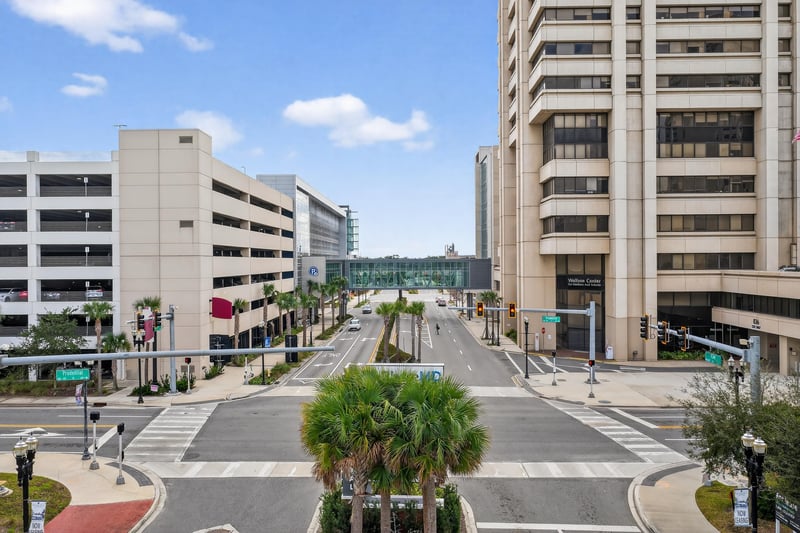 Photo 29 of 841 Prudential Dr, Jacksonville, FL 32207, photographed by Megapixeler