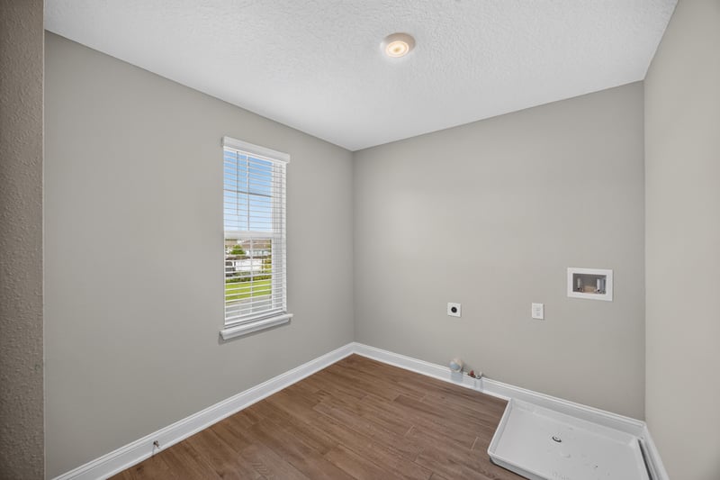 Flex room corner with window at 331 Millerstone Dr, St. Augustine, FL 32092