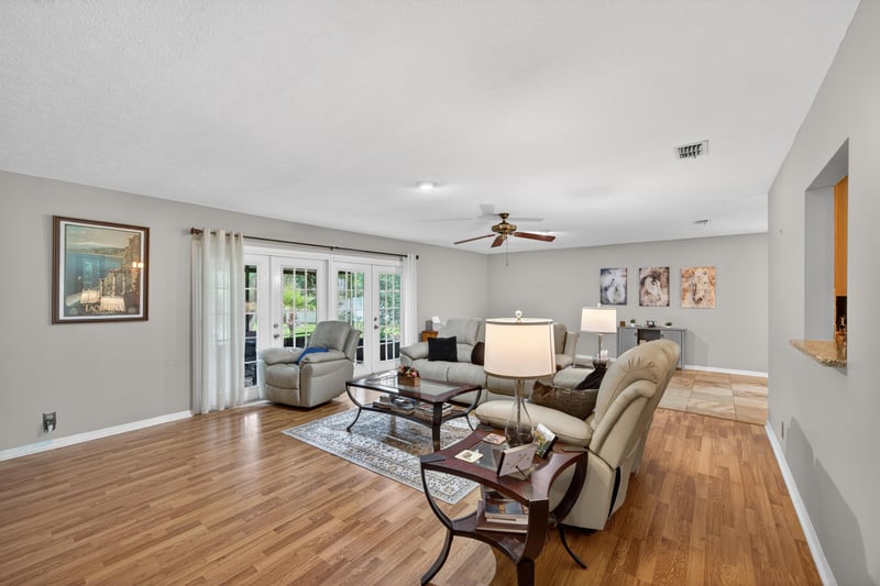 Photo 7 of 3955 Cedar Cove Ln, Jacksonville, FL 32257, photographed by Megapixeler