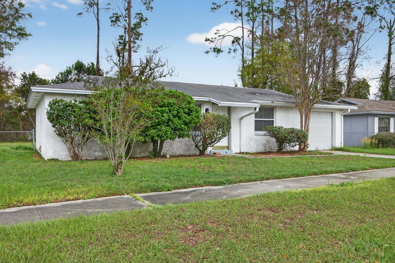 Photo 3 of 726 Perryman Ln W, Jacksonville, FL 32221, photographed by Megapixeler