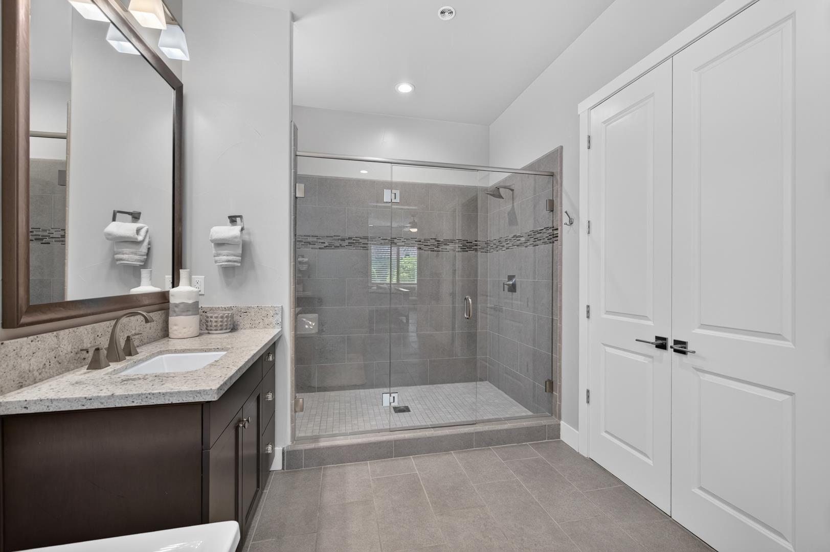 3396 Trenton Ave, photo 55