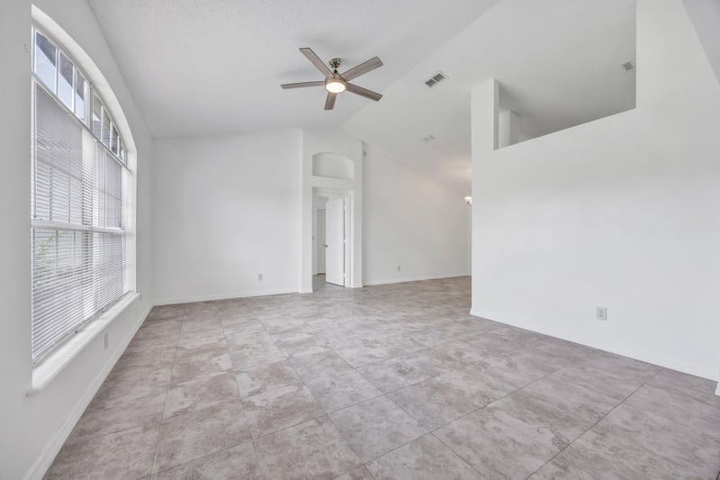 Photo 8 of 9100 Castle Rock Dr, Jacksonville, FL 32221, photographed by Megapixeler