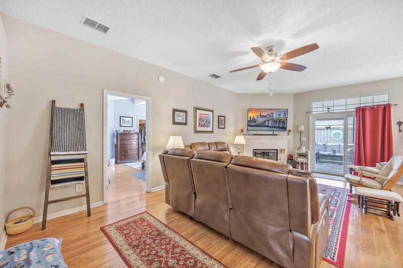 Photo 9 of 2439 Moon Harbor Way, Middleburg, FL 32068, photographed by Megapixeler