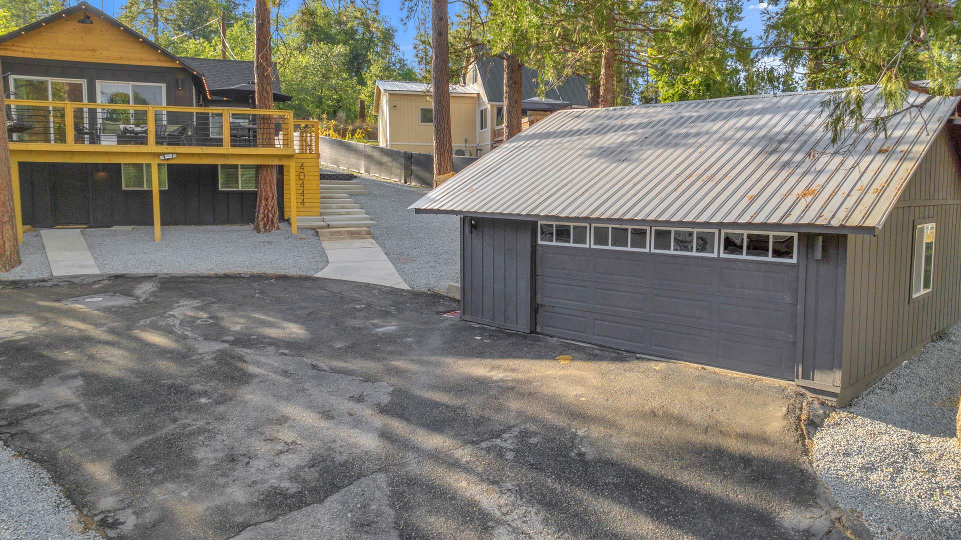 1234 Sample Lane, photo 97