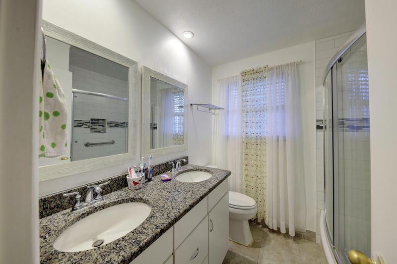 Photo 30 of 3333 Heathcliff Ln, Jacksonville, FL 32257, photographed by Megapixeler