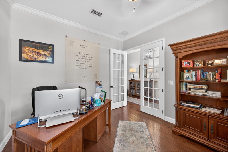 Photo 11 of 8850 La Terrazza Pl, Jacksonville, FL 32217, photographed by Megapixeler