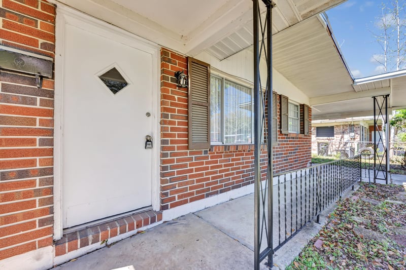 Photo 4 of 3316 Nancy St, Jacksonville, FL 32209, photographed by Megapixeler