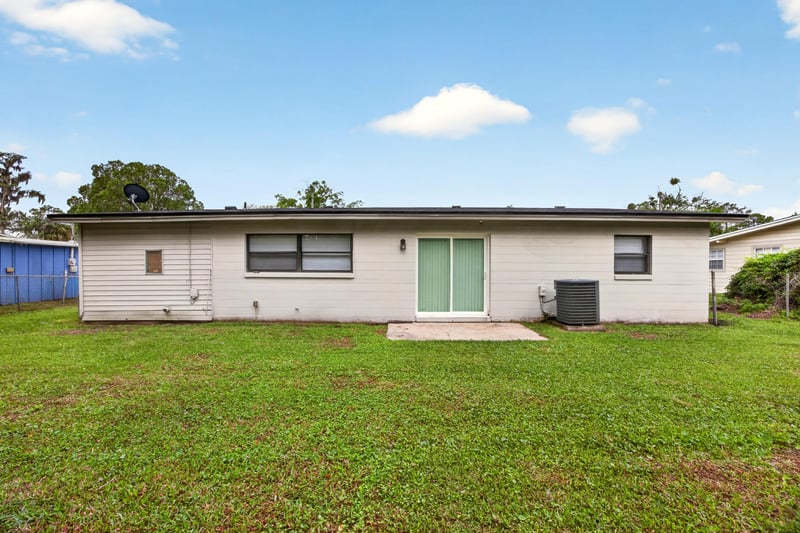 Photo 31 of 2839 Loran Dr W, Jacksonville, FL 32216, photographed by Megapixeler