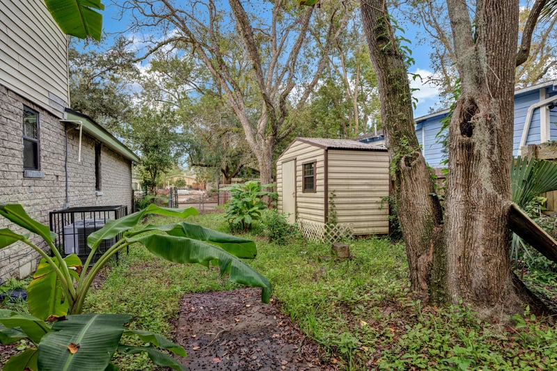 Photo 11 of 1722 W 30th St, Jacksonville, FL 32209, photographed by Megapixeler