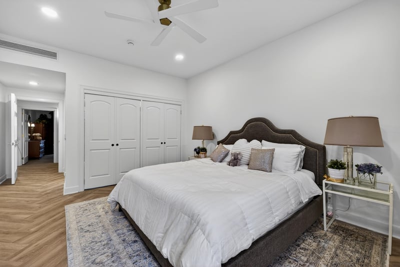 Bedroom 3 at 7987 Hollyridge Rd, Jacksonville, FL 32256