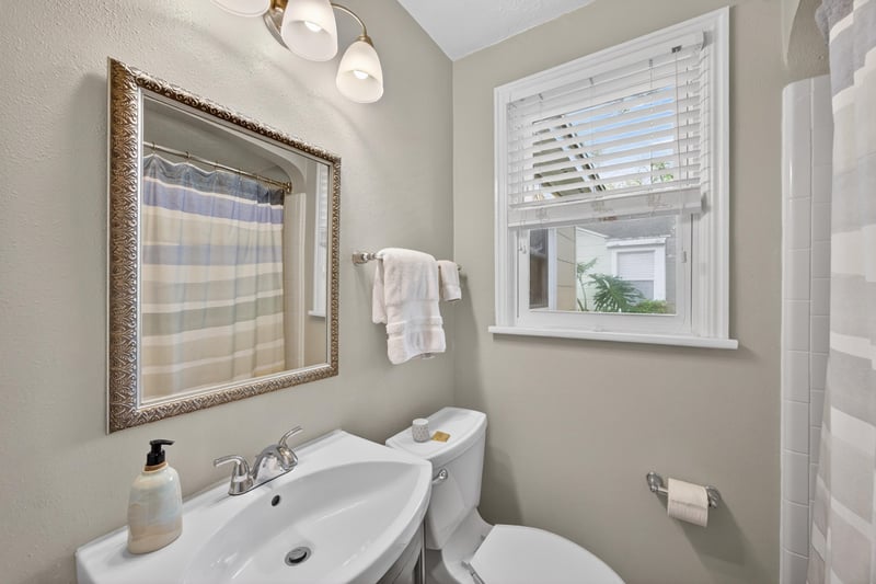 Photo 26 of 1573 Charon Rd, Jacksonville, FL 32205, photographed by Megapixeler